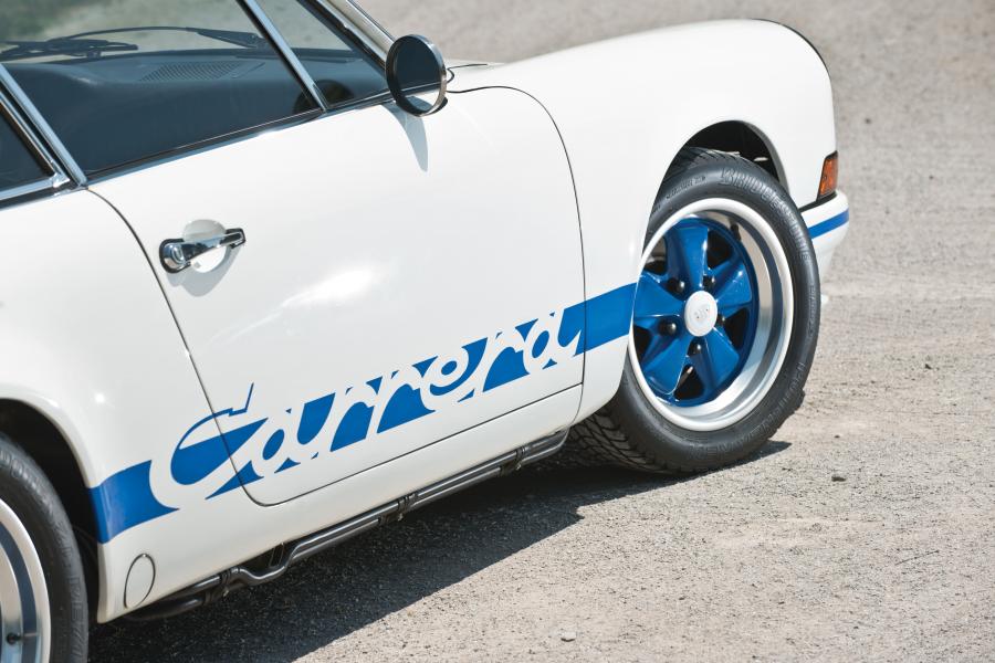  Porsche 911 Carrera RS Lightweight 1973 года  (фото 14 из 27)
